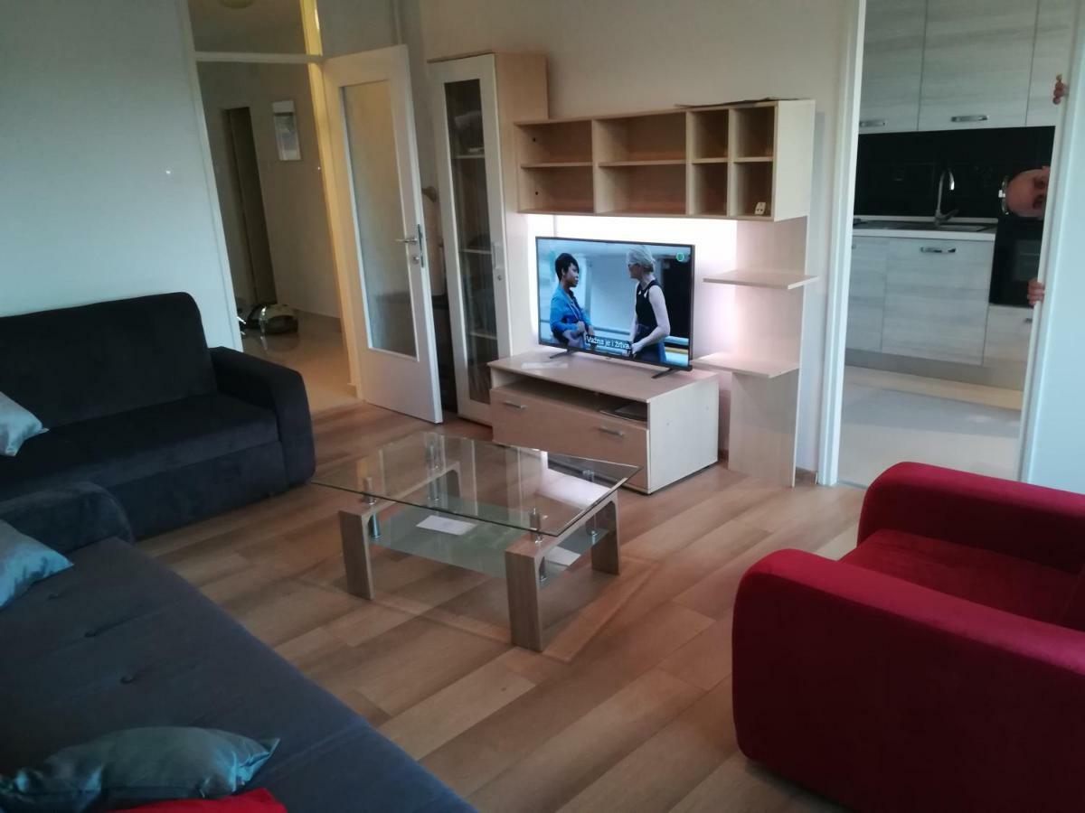 Apartman Tonika Pula Luaran gambar